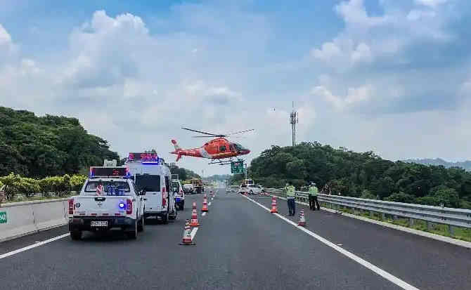 阜新高速公路汽车救援案例